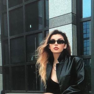 Meet your Posher, Lynn